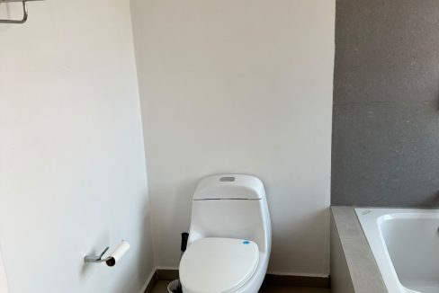 Casa_moderna_en_venta_realsemeralda_16