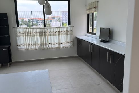 Casa_moderna_en_venta_realsemeralda_9