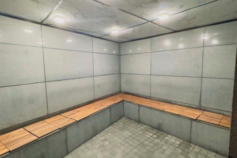 1617691619
